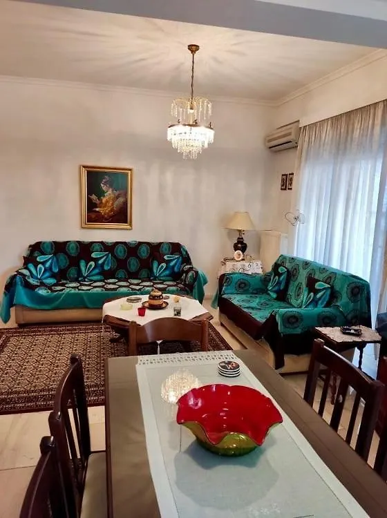 Marys House , Lovely 2-Bedroom Apartment Thessaloniki
