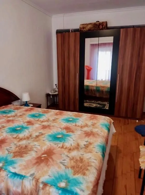 Marys House , Lovely 2-Bedroom Apartment Thessaloniki